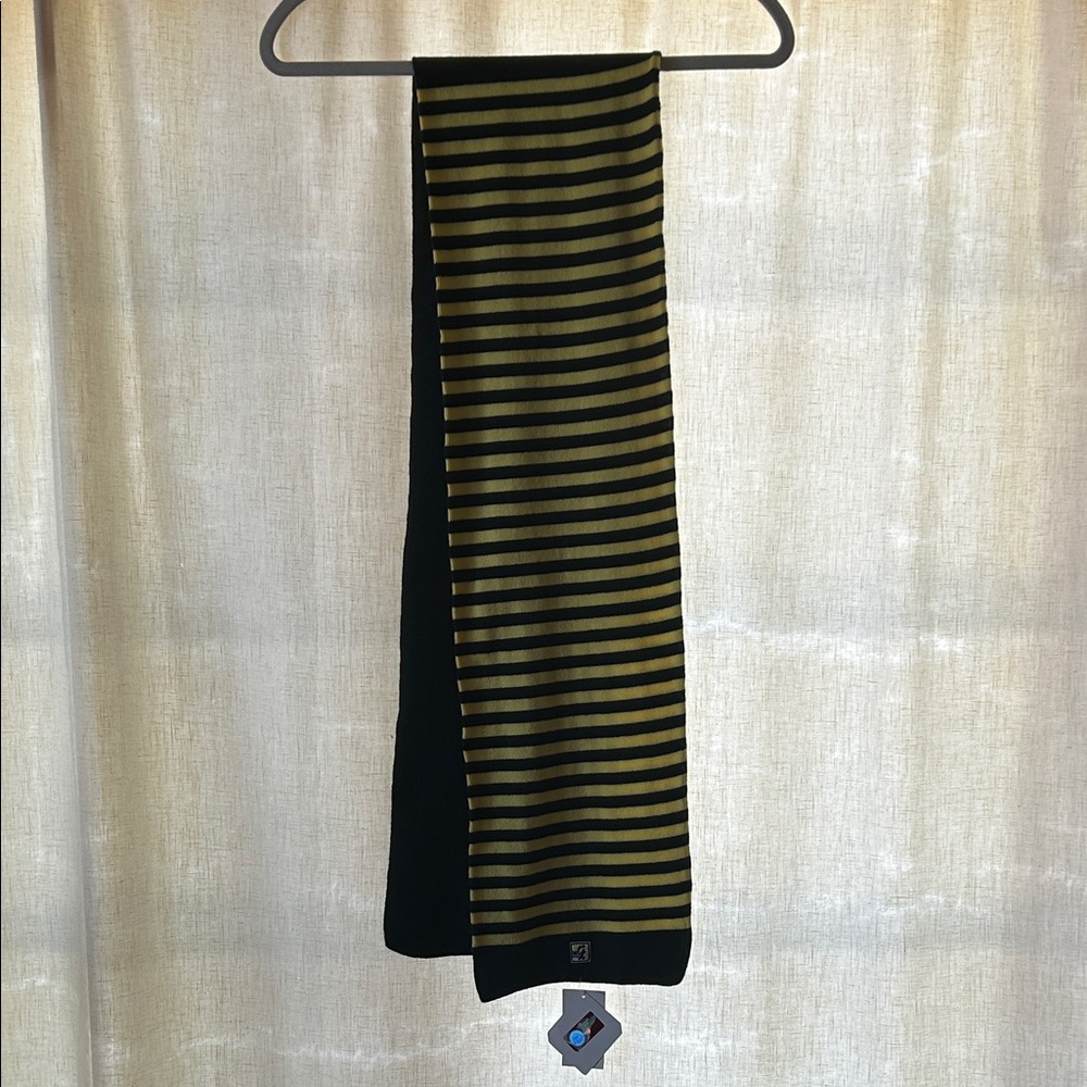 Oregon Ducks Striped Green and Yellow Scarf